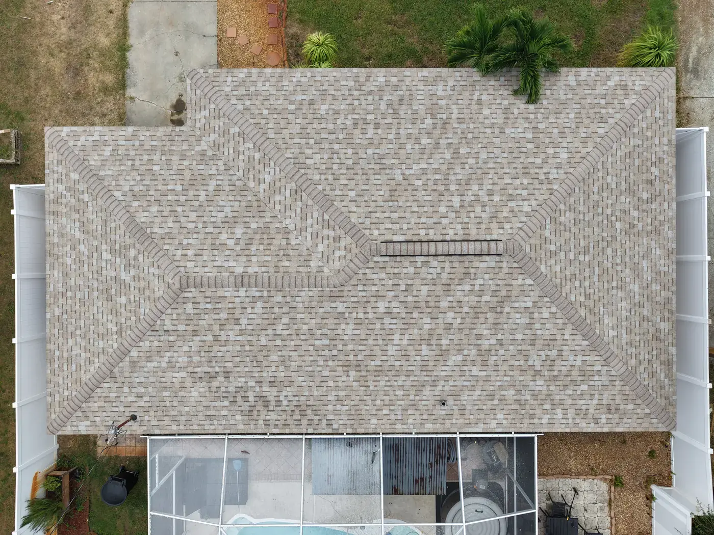 Architectural asphalt shingle roof installed by RoofX in Tampa Bay