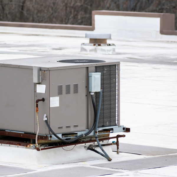 Comparing Thermoset and Thermoplastic Commercial Roofing